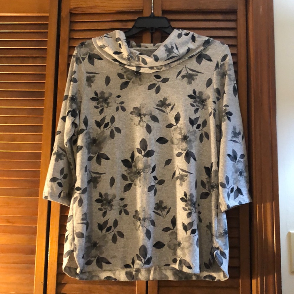 NWT Flowered Cowl Neck Top